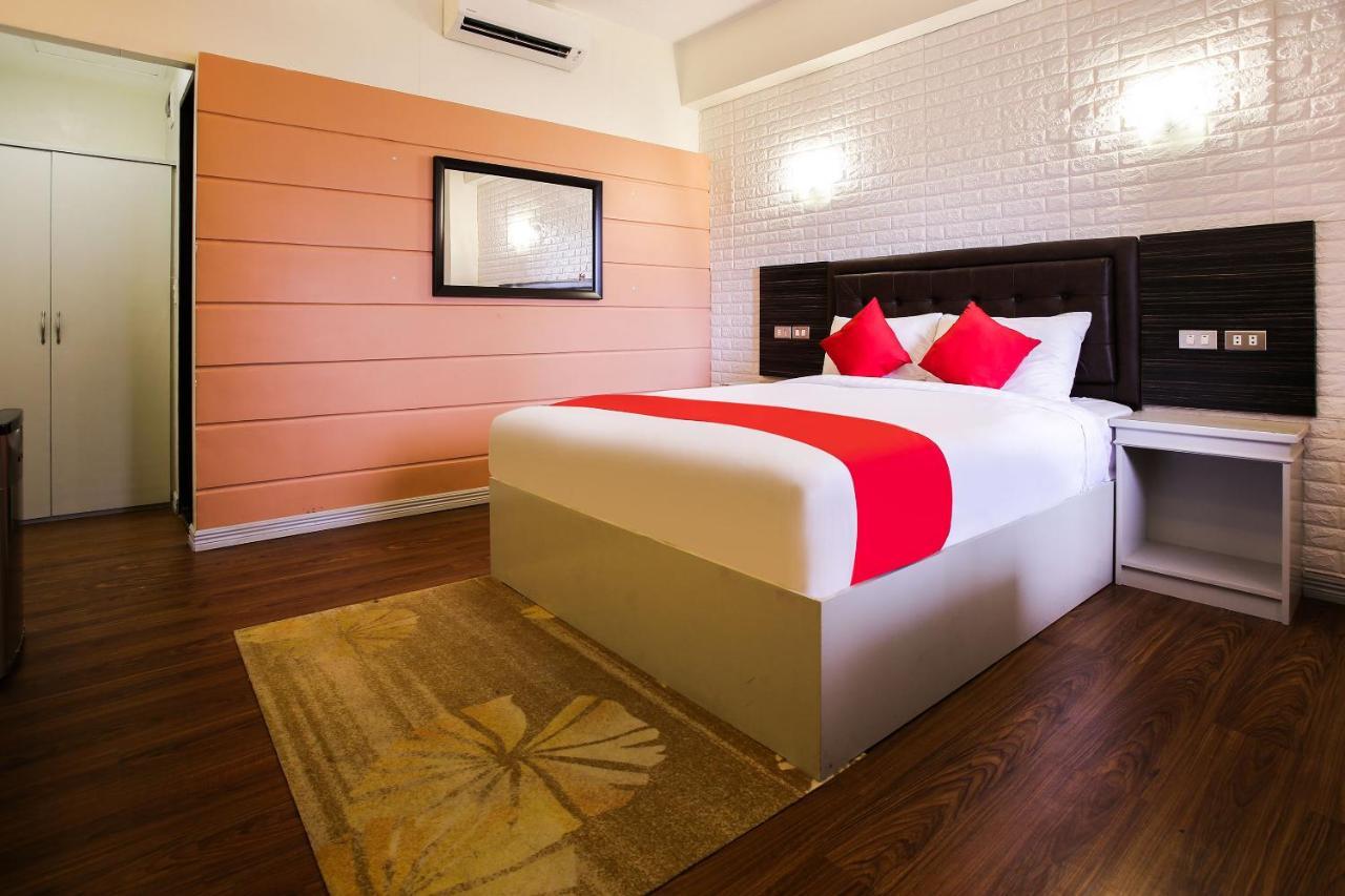 Super Oyo Capital O 786 Kwe Hotel And Resort آنغلوس المظهر الخارجي الصورة