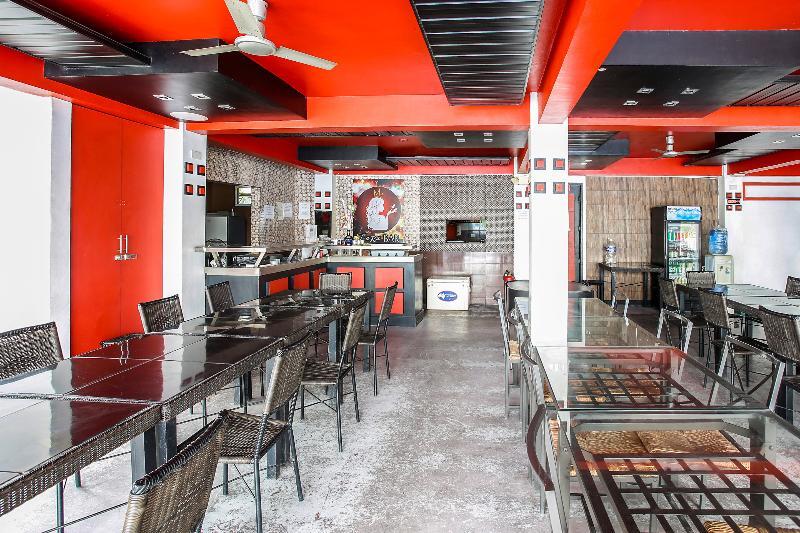 Super Oyo Capital O 786 Kwe Hotel And Resort آنغلوس المظهر الخارجي الصورة